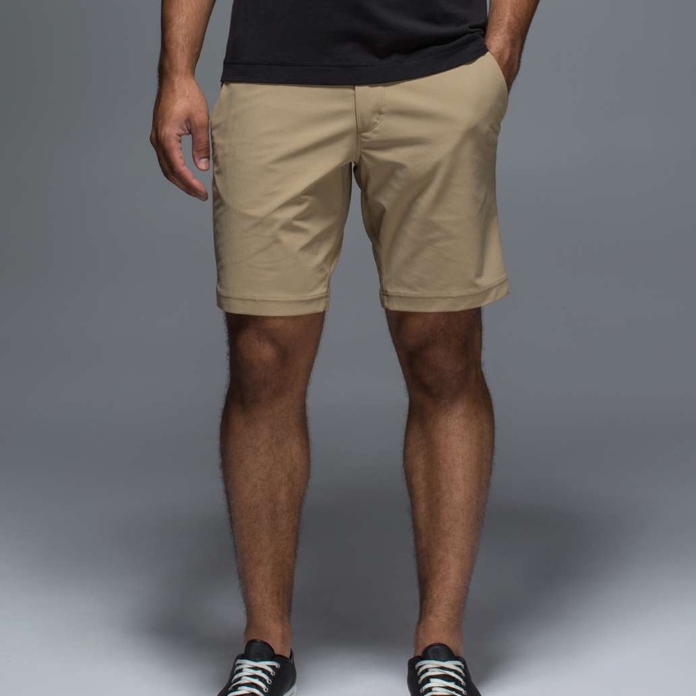 ABC shorts 9” Size 36 Tropical Tan Men’s Lululemon